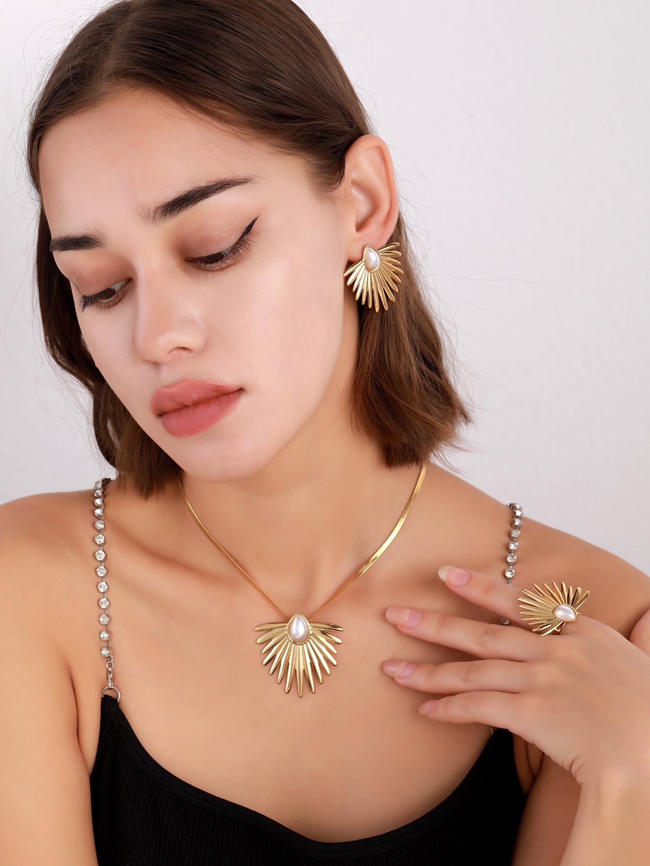 Palm Leaf - Unique and Personalized Three-piece jewelry set