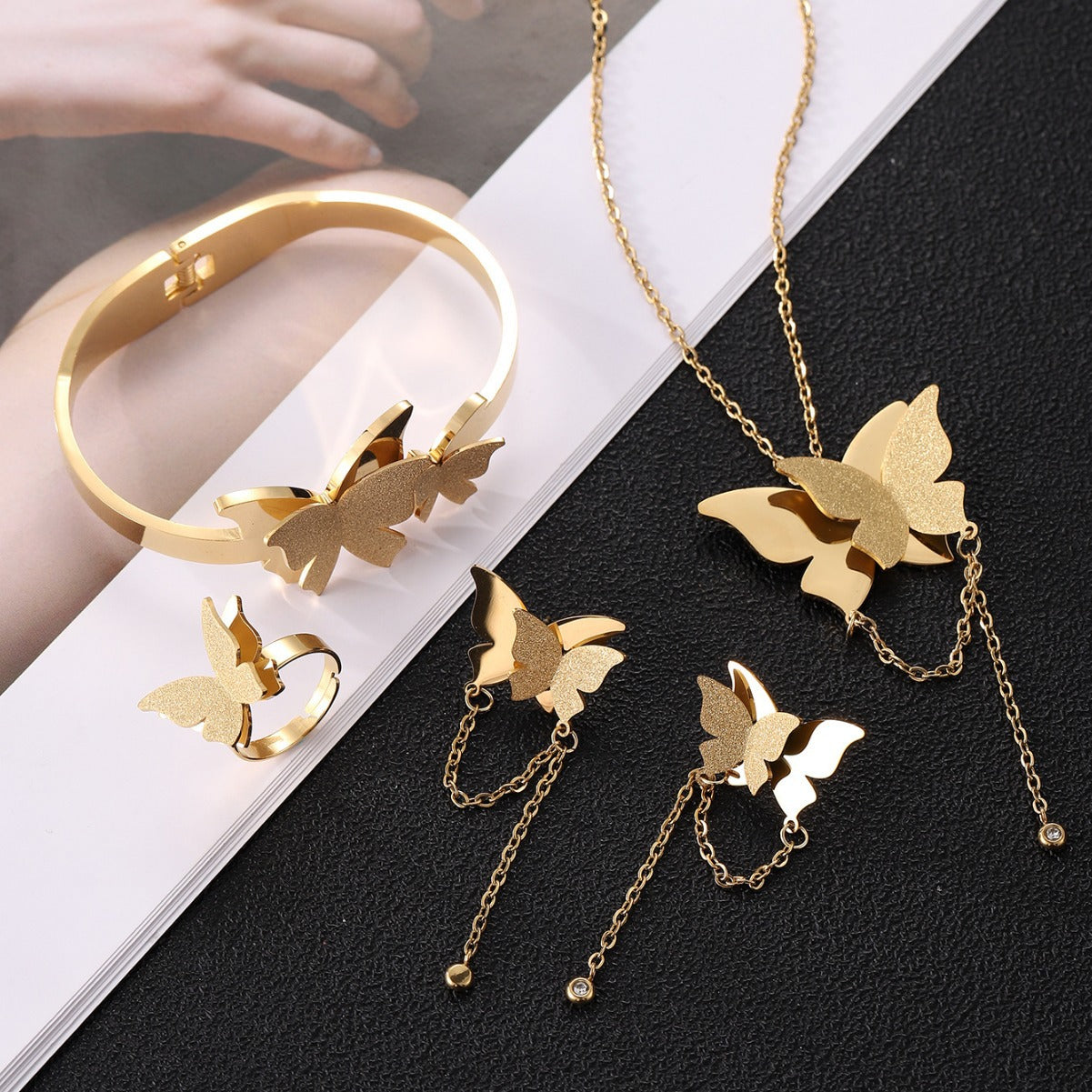Double-layered butterfly, Four-piece Jewelry Set