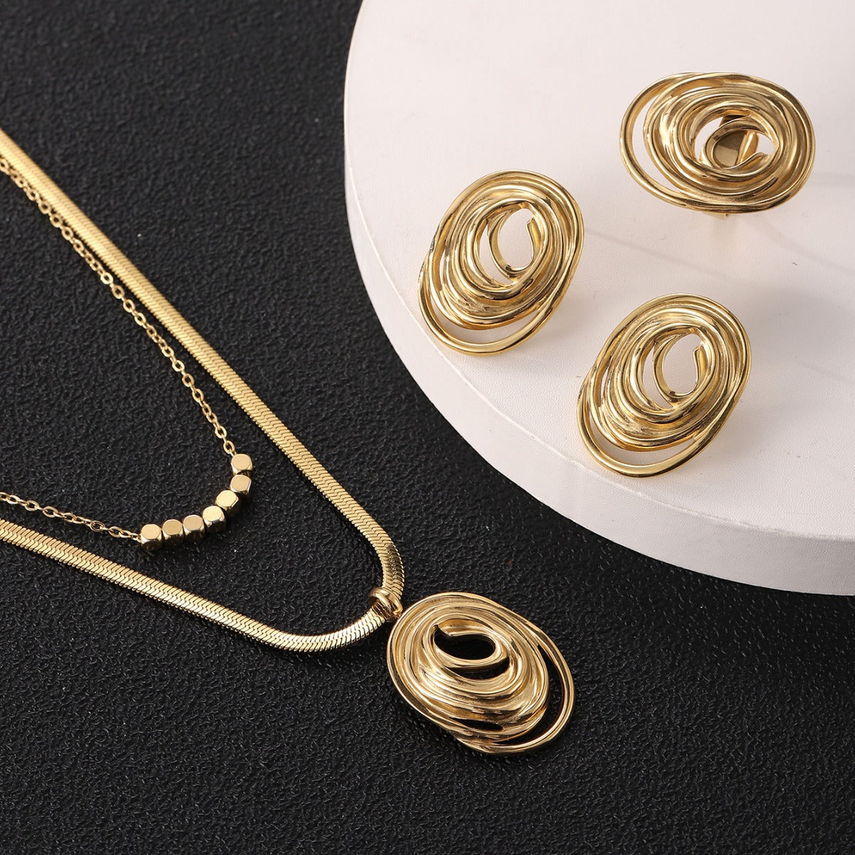 Perforated Oval,Three-piece Jewelry Set