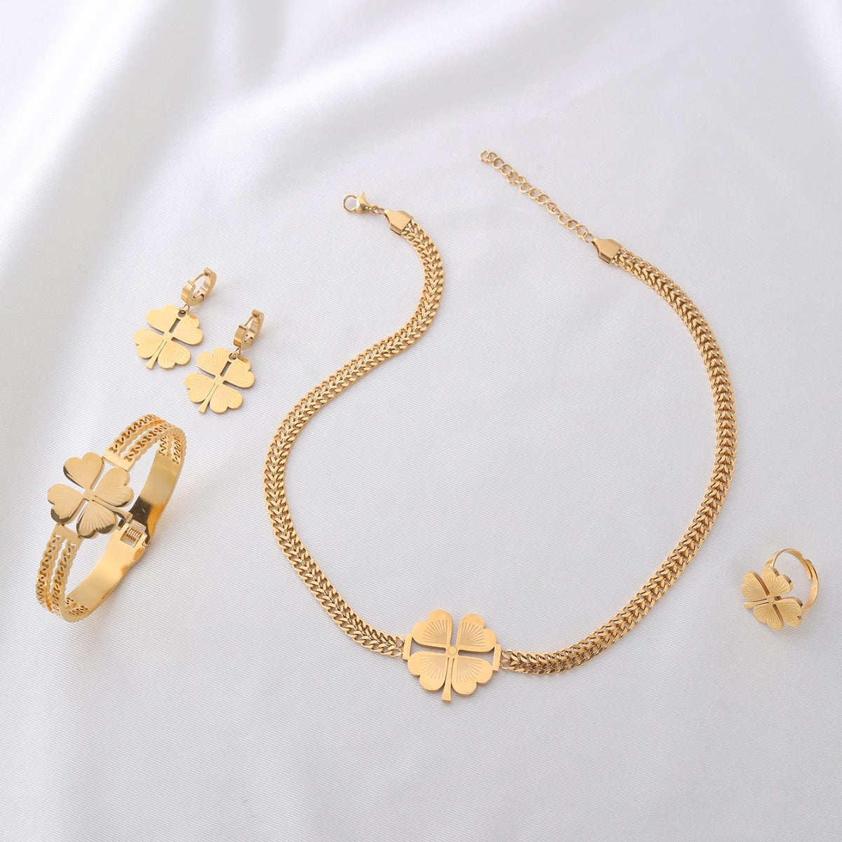 Double-chain,Four-leaf Clover Shape Four-piece jewelry set