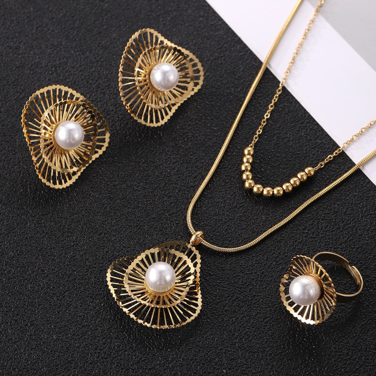 Double-layer Pearl Necklacce Three-piece jewelry set