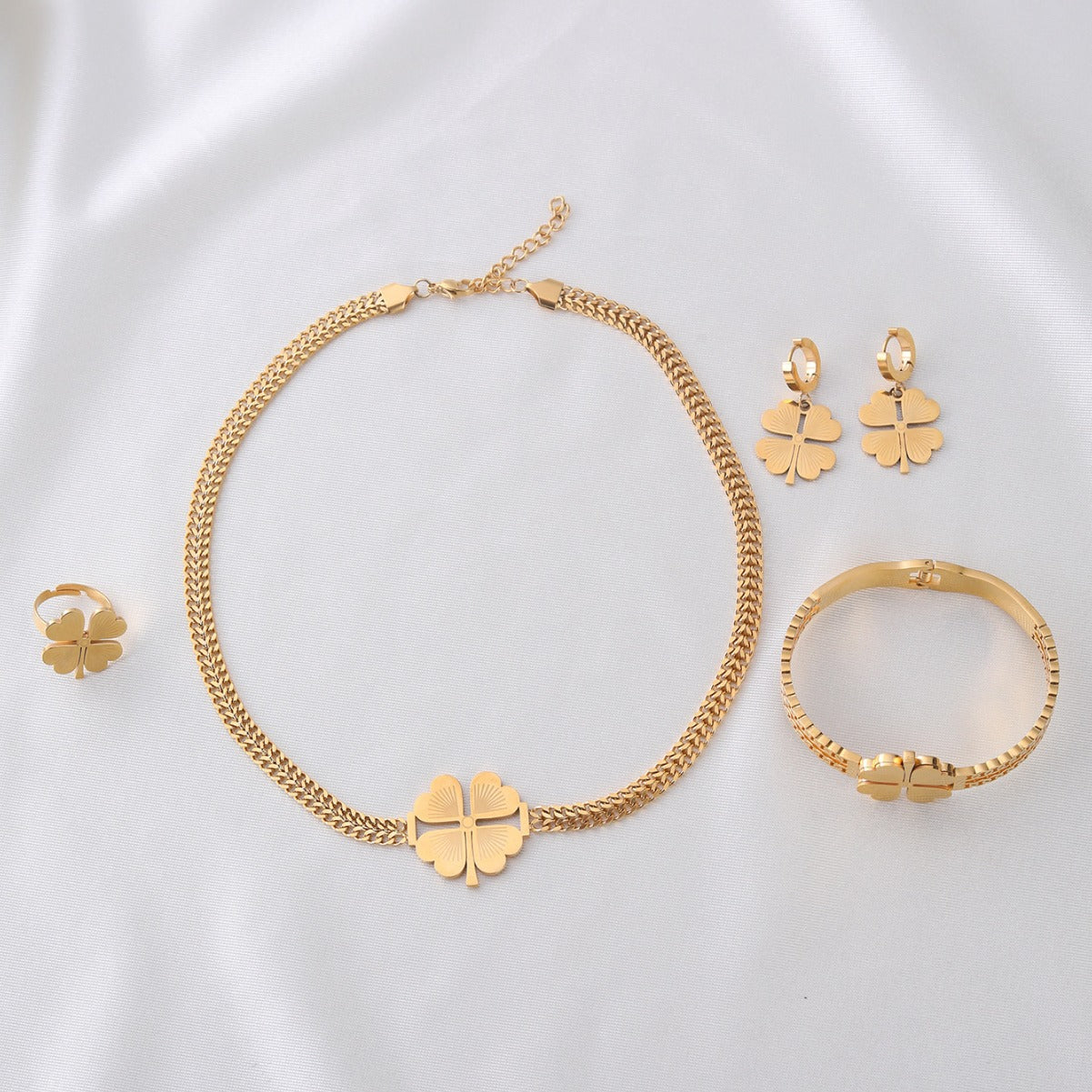 Double-chain,Four-leaf Clover Shape Four-piece jewelry set