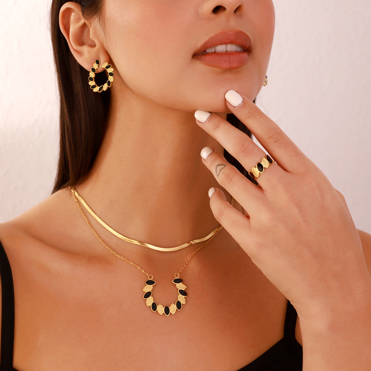 U-shape Personalization, Three-piece Jewelry Set