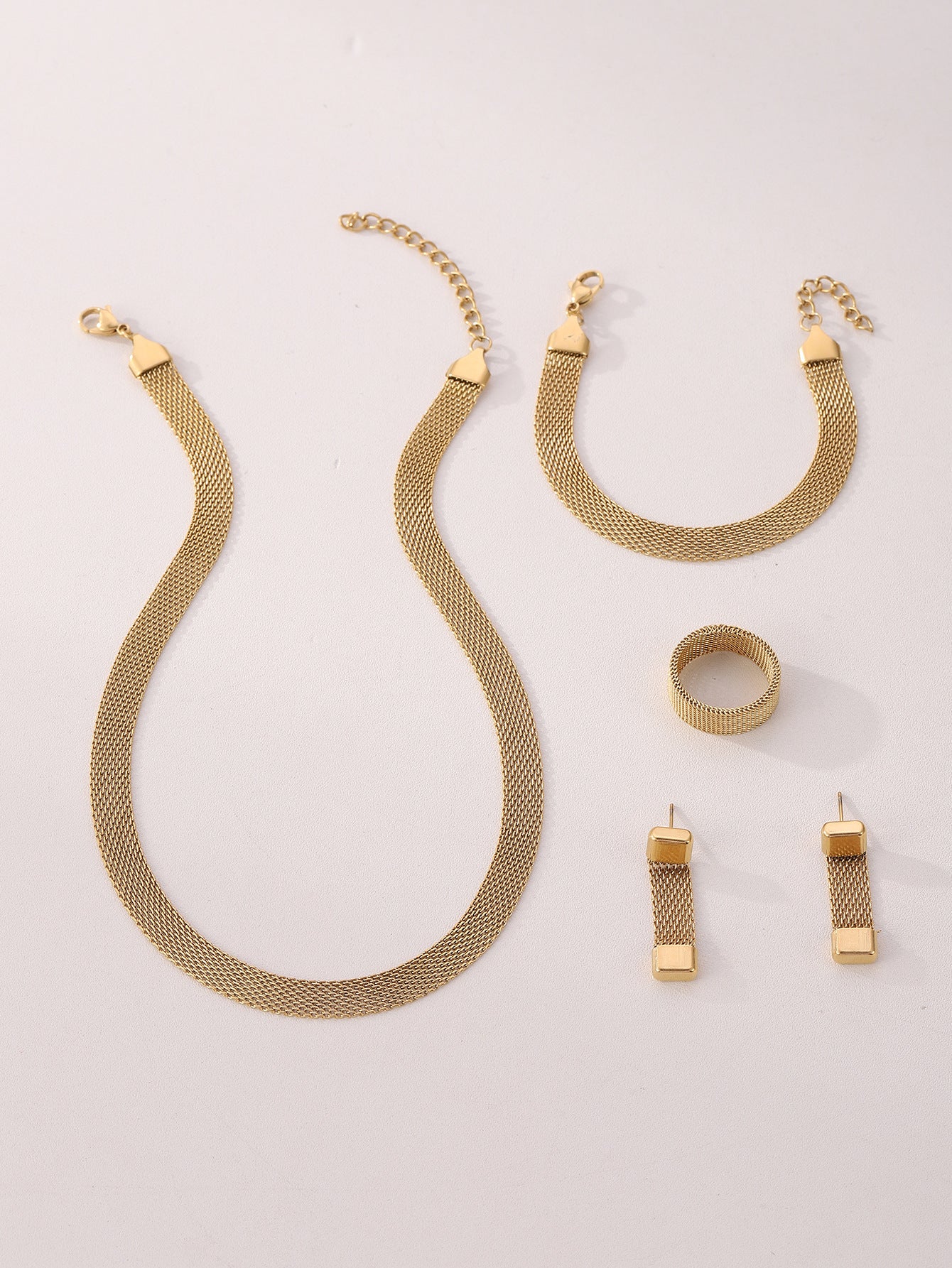 Trendy Mesh Belt,Four-piece Jewelry Set