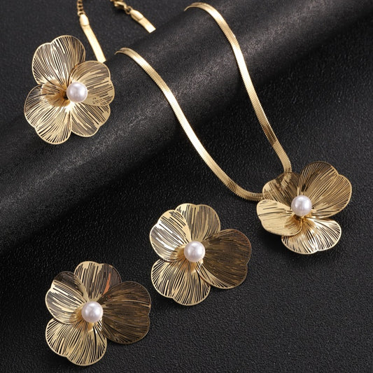 Four-leaf clover Titanium Steel Three-piece Jewelry Set
