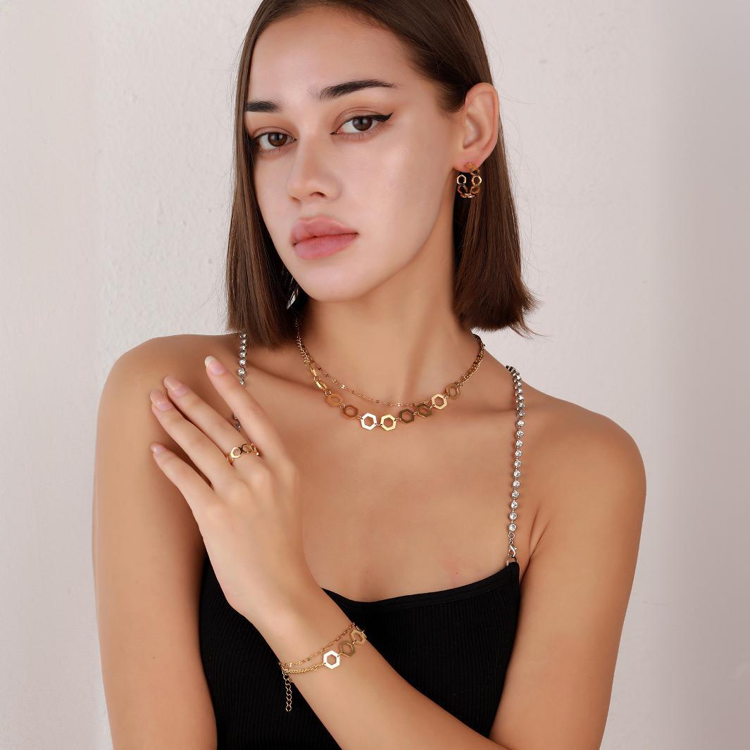Diamond Shape - Wearing in Layers Four-piece jewelry set