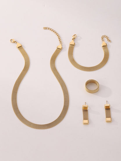 Trendy Mesh Belt，Four-piece Jewelry Set