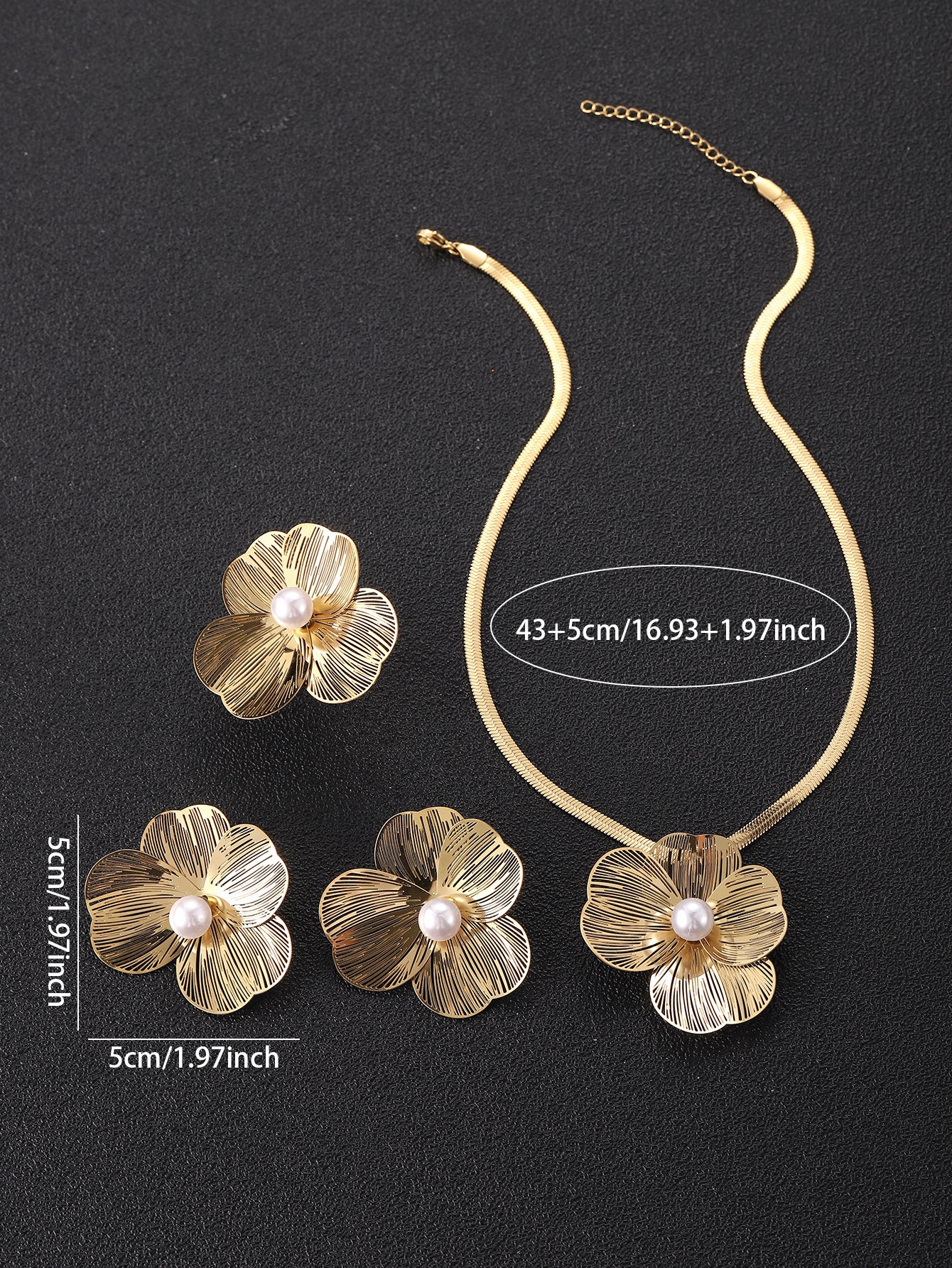 Four-leaf clover Titanium Steel Three-piece Jewelry Set