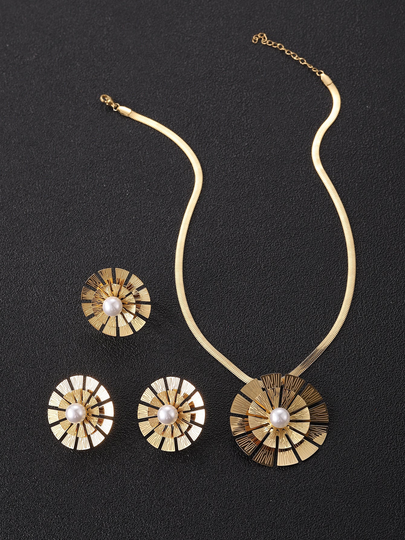 Sunflower Three-piece Jewelry Set